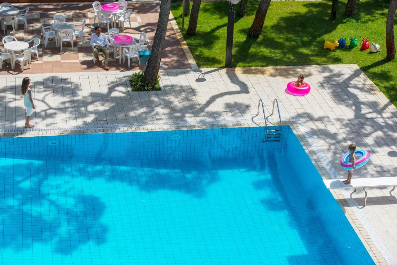 Hotel Parco Dei Principi Giulianova Kültér fotó